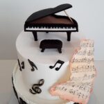 کیک تولد رویال پیانو کد t6 - تصویر 2